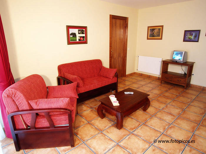 Apartamentos Villa De Cabrales Arenas De Cabrales Bilik gambar